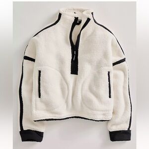 NWOT FP Movement by Mountain High 1/4 zip White and Black Fleece